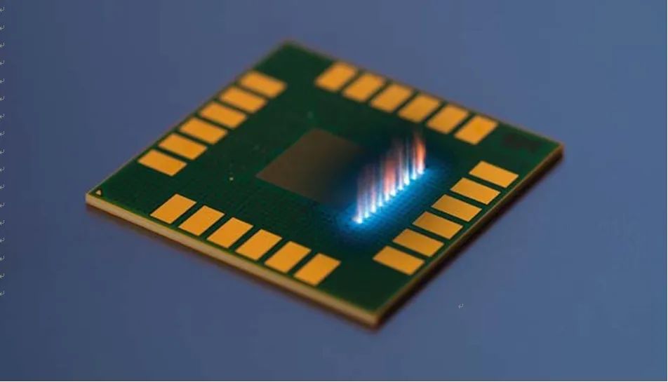 可持續(xù)高效的微加工解決方案——用高能、大功率、納秒紫外激光切割5G柔性PCB材料